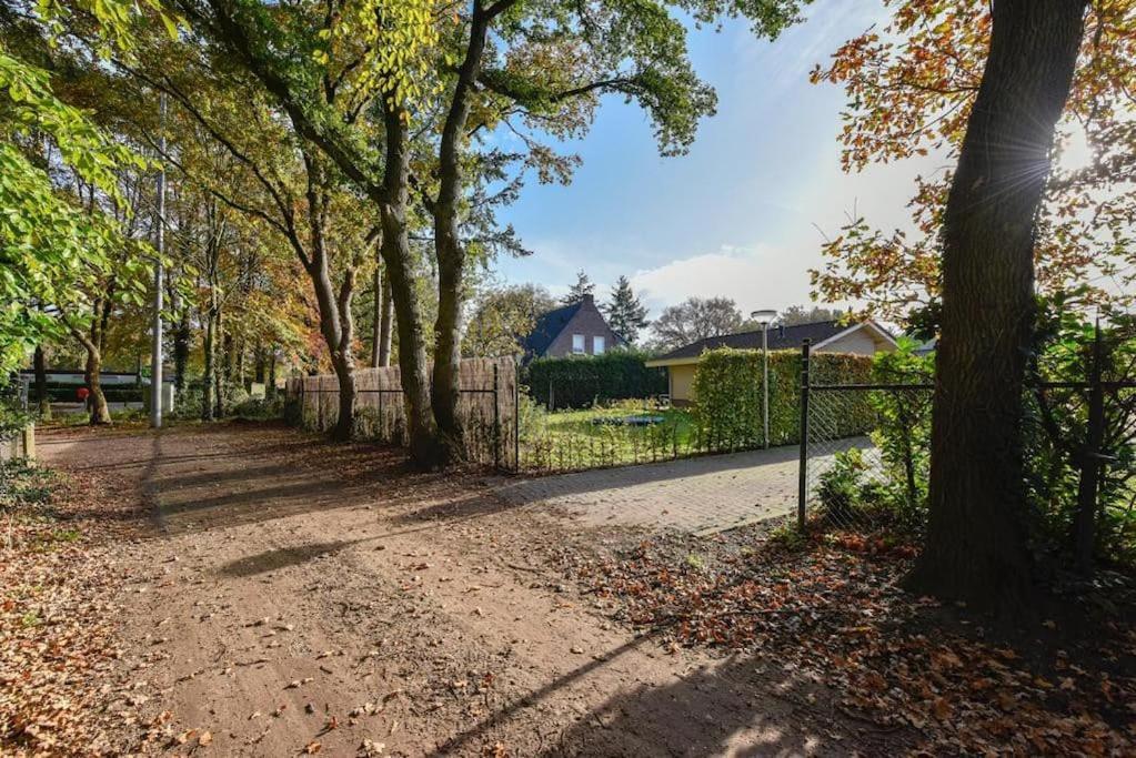 Huinerhofje 2 - Vrijstaand Met Grote Omheinde Tuin, Rust, Privacy En Nabij Bossen Villa Putten Ngoại thất bức ảnh